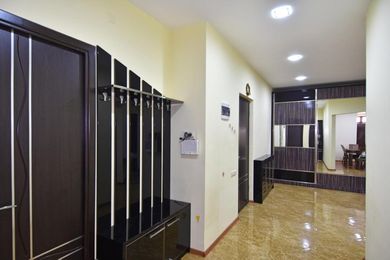 Rent Inn Yerevan On Arami Street المظهر الخارجي الصورة